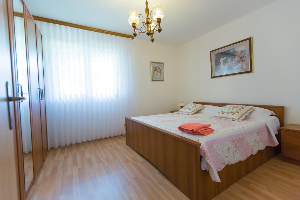 Apartments Mise Огулин Экстерьер фото